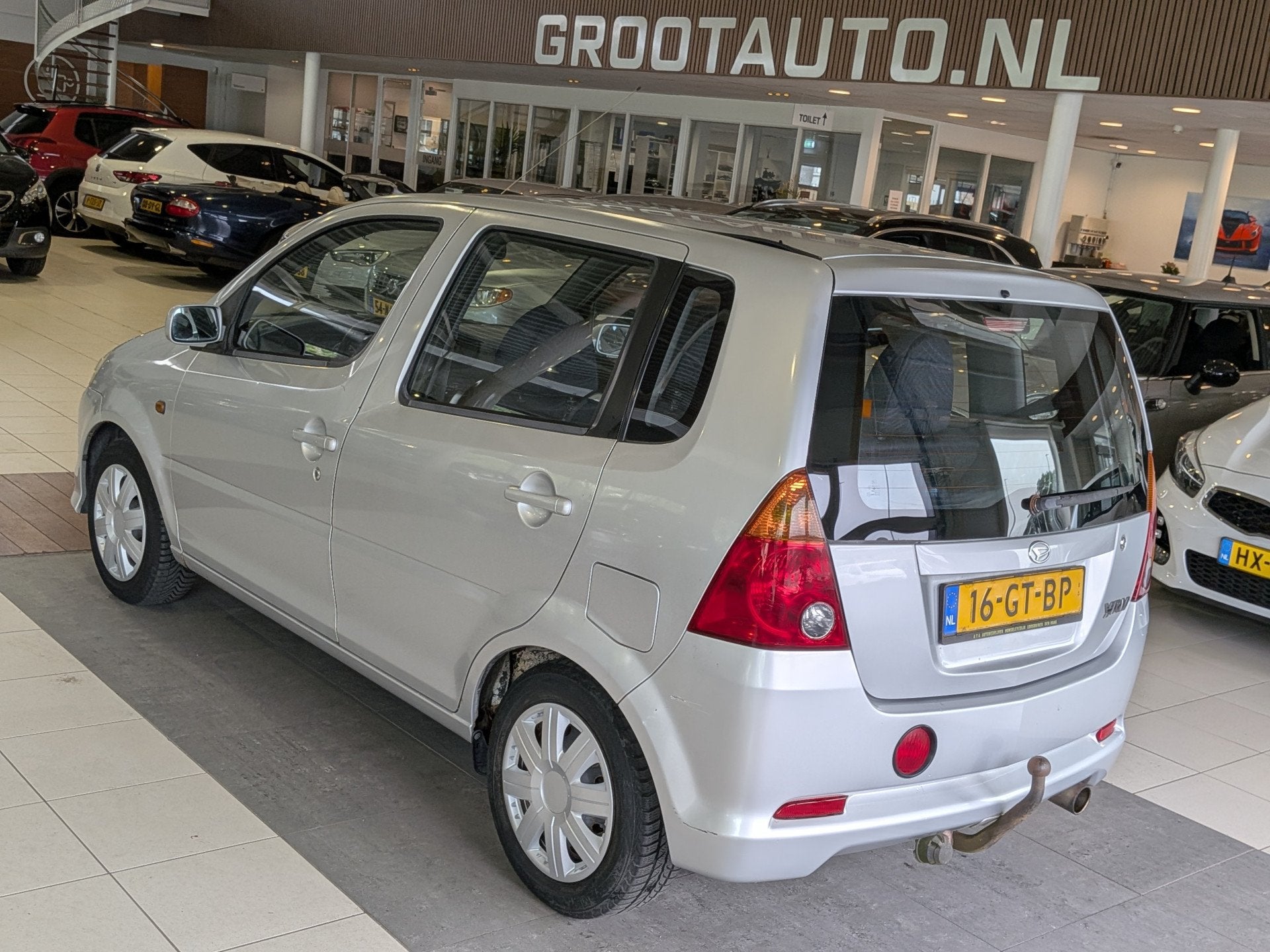 Daihatsu YRV 1.3-16V VTi Trekhaak, Stuurbekrachtiging, foto 3