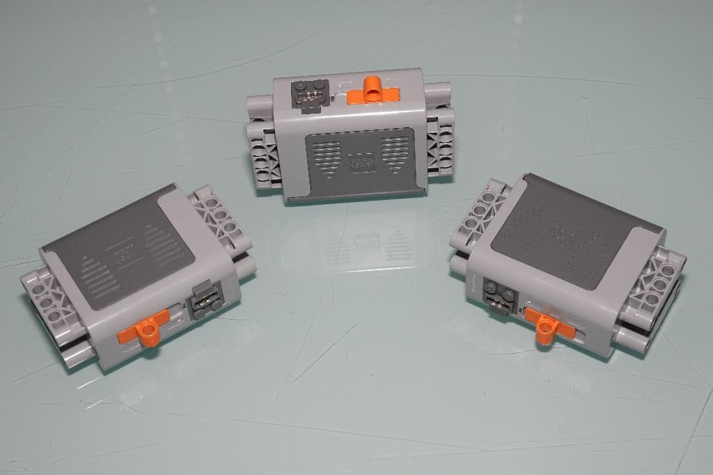 Lego Technic Power Functions Batterijdoos 8881 9V 6 x AA, Ophalen of Verzenden, Gebruikt, Losse stenen, Lego