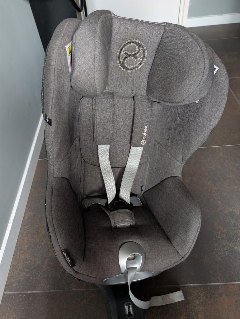 Cybex Sirona Zi I-size Plus Soho grey met vaste base - ZGAN, Verstelbare rugleuning, 0 t/m 18 kg, Zo goed als nieuw, Isofix