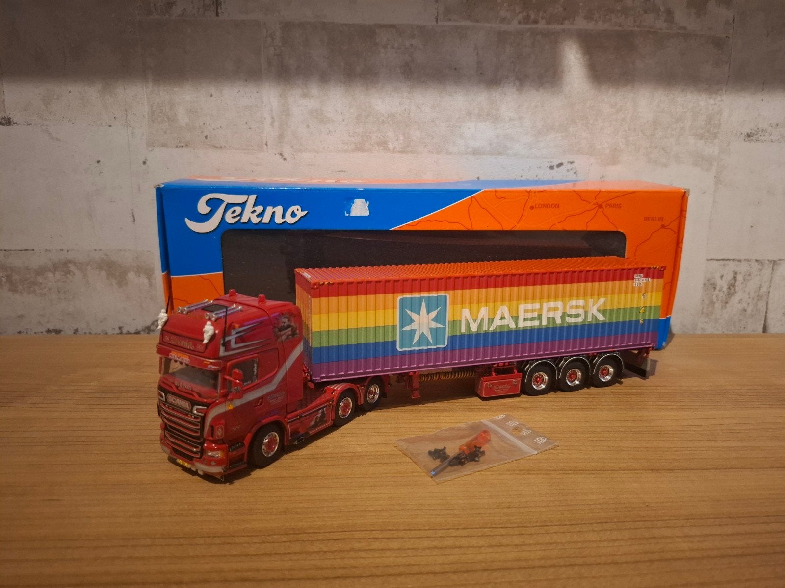 tekno Scania R Weeda ' Sons of Anarchy ', Ophalen of Verzenden, Zo goed als nieuw, Bus of Vrachtwagen, Tekno