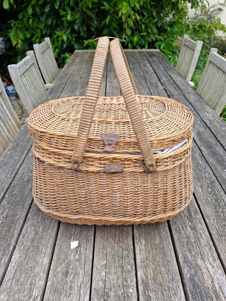 Vintage rieten picknickmand met handvatten, Ophalen of Verzenden