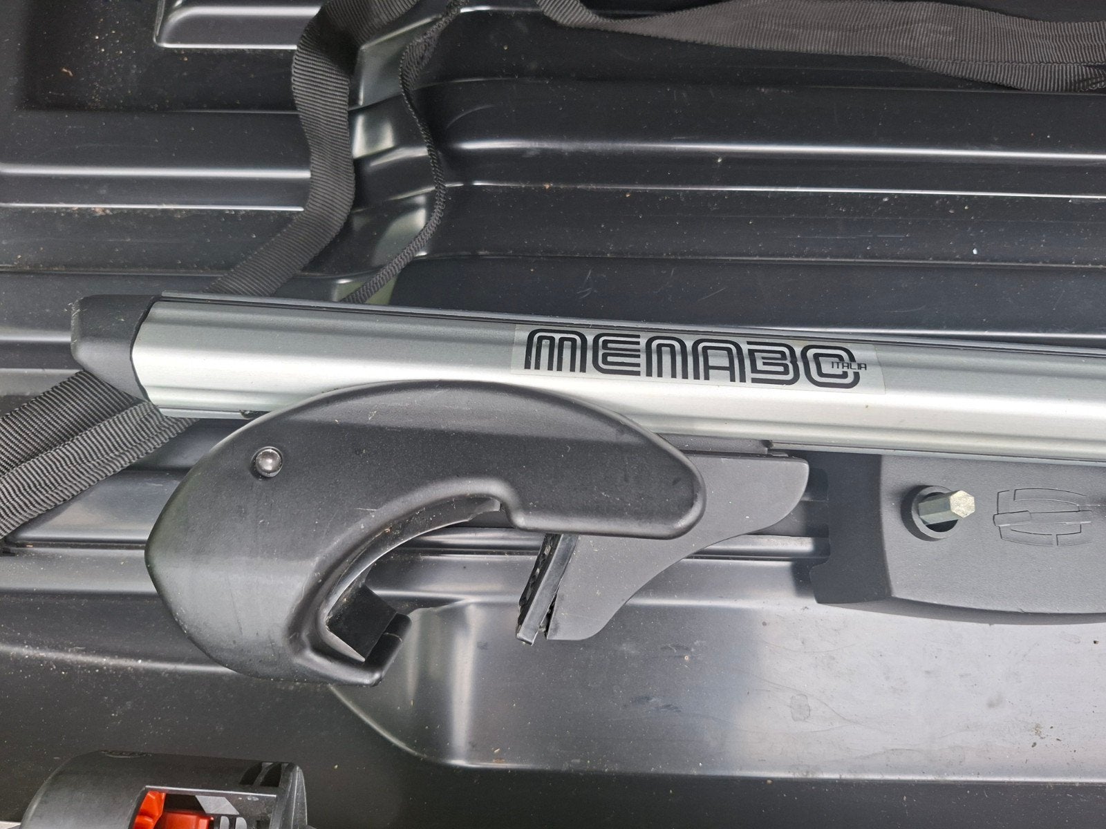 Universele Menabo dakdragers voor dakkoffer, Auto diversen, Dakdragers, Ophalen