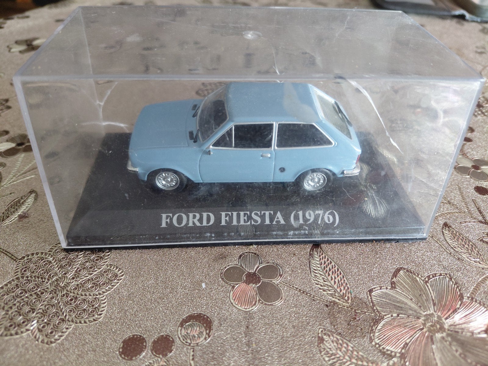 Ford Escort 1976, Ophalen of Verzenden
