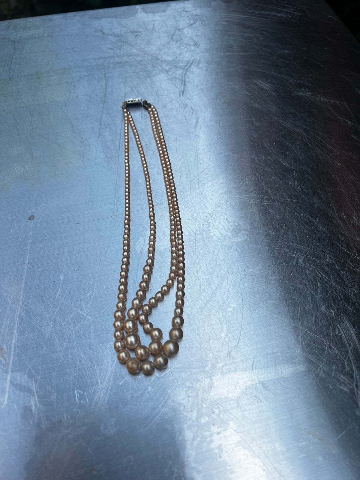 Antieke dubbelsnoerige parelketting met zilveren slotje, Ophalen of Verzenden, Zilver, Ketting