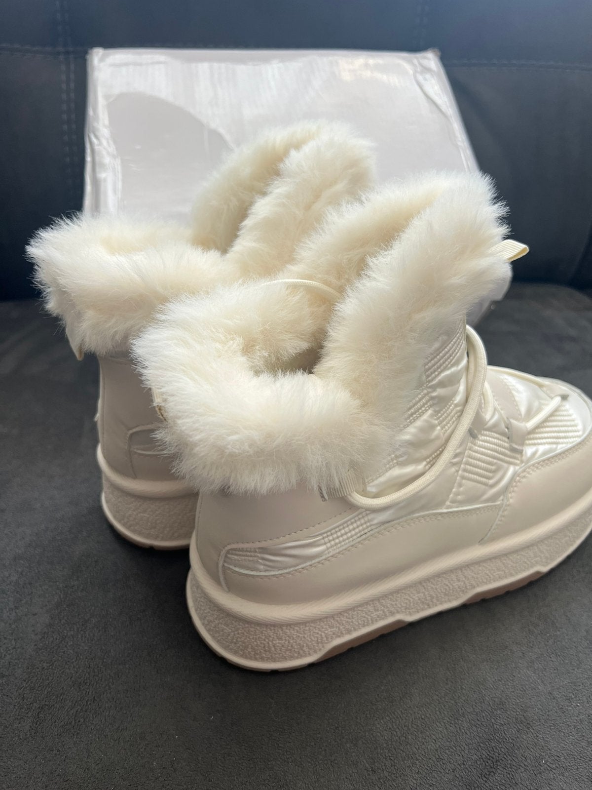 Maat 39 dames snowboots creme, Beige, Snowboots, Nieuw, Ophalen of Verzenden