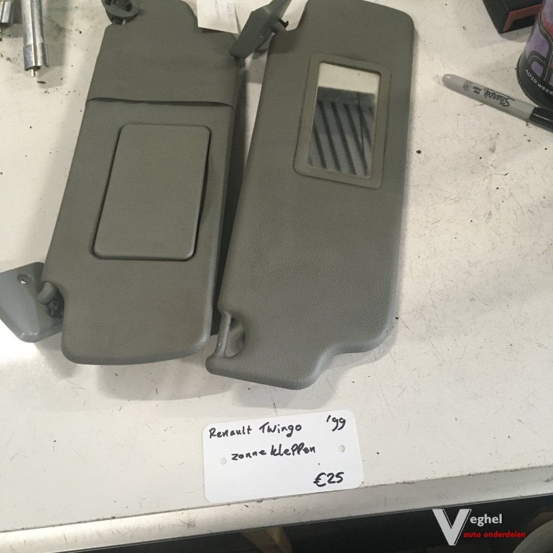 Renault Twingo 1999 Zonnekleppen set, Gebruikt, -, -, Ophalen of Verzenden