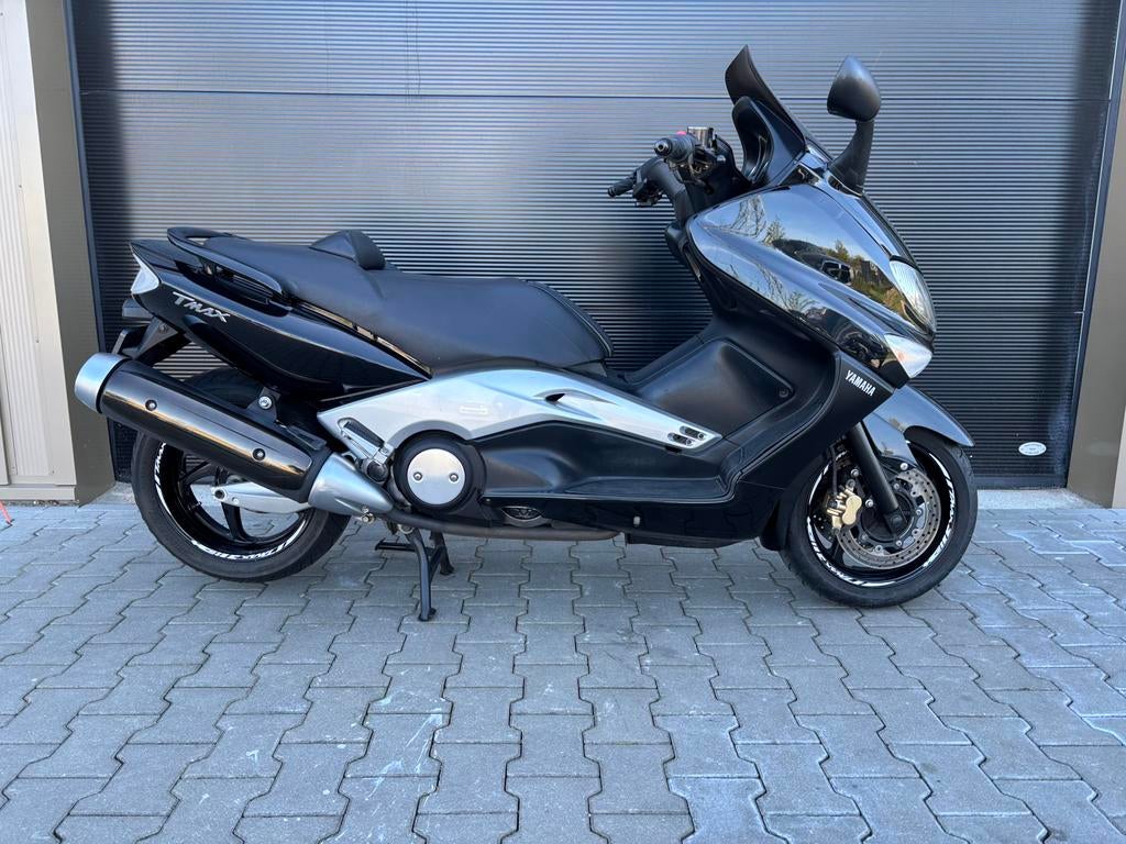 Yamaha T Max 500, Bedrijf, Naked bike