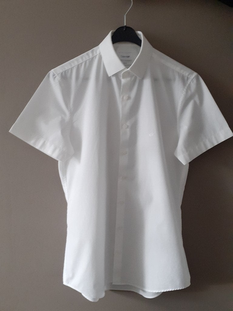 Prachtig wit CALVIN KLEIN overhemd, maat 38, nieuwstaat!, Kleding | Heren, Overhemden, Calvin Klein, Halswijdte 38 (S) of kleiner