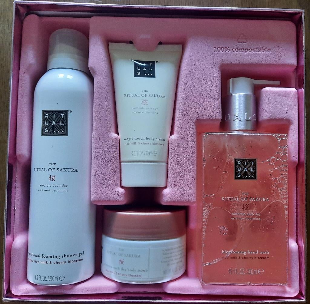 Nieuw Rituals set Sakura, Sieraden, Tassen en Uiterlijk, Uiterlijk | Lichaamsverzorging, Nieuw, Bad & Douche, Ophalen of Verzenden