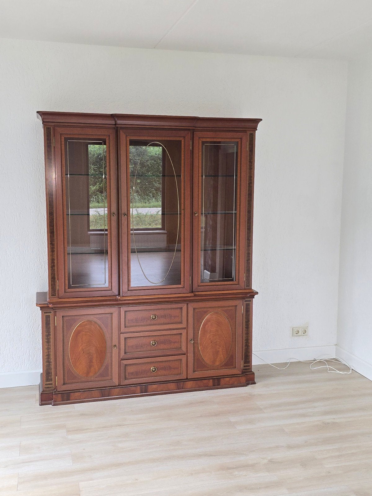 Woonkamer kast. Servieskast, Ophalen, 25 tot 50 cm, 50 tot 100 cm, Minder dan 100 cm