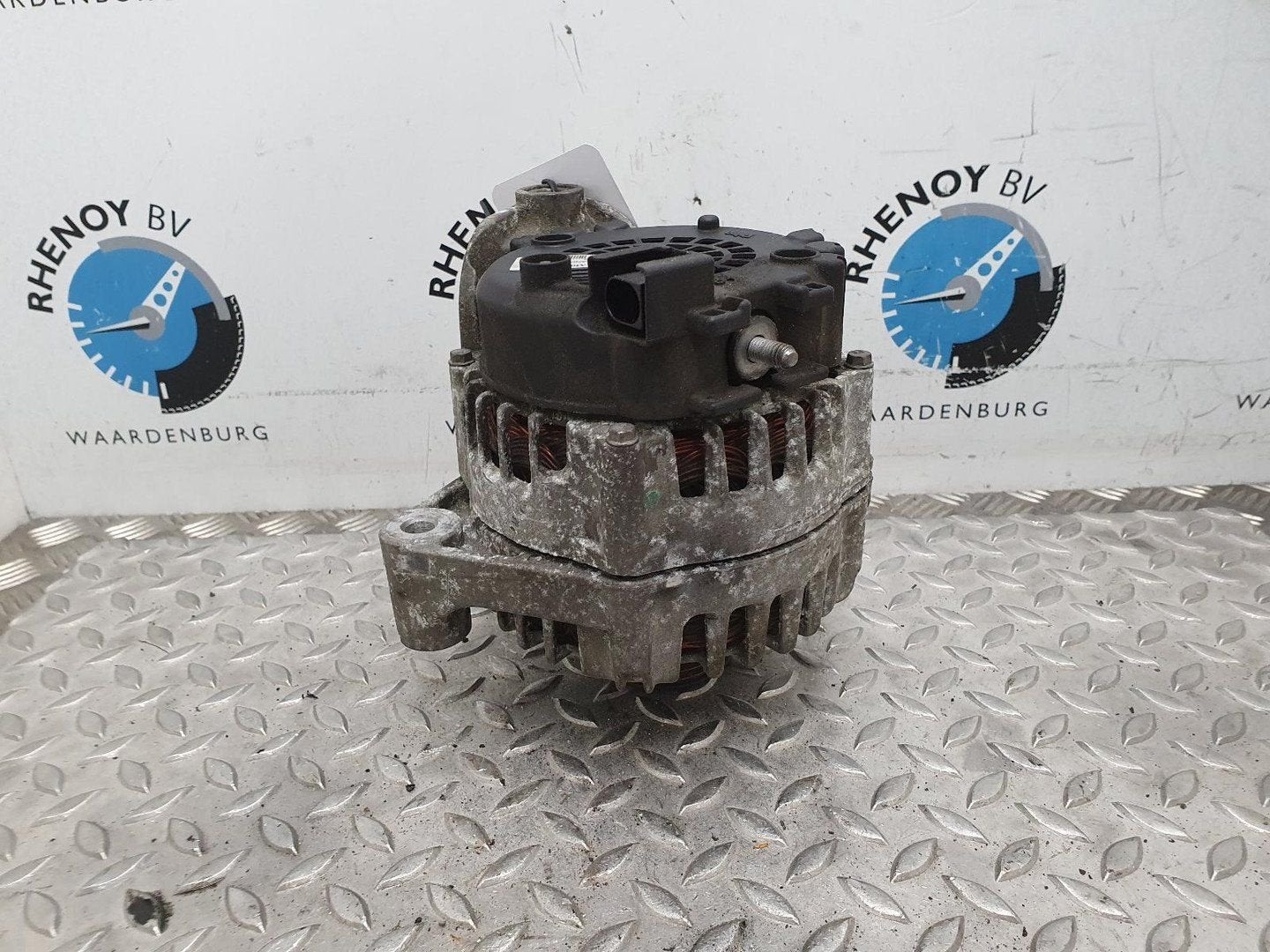 BMW 3 SERIES DYNAMO 2010, Ophalen of Verzenden, Gebruikt, Stiba lid