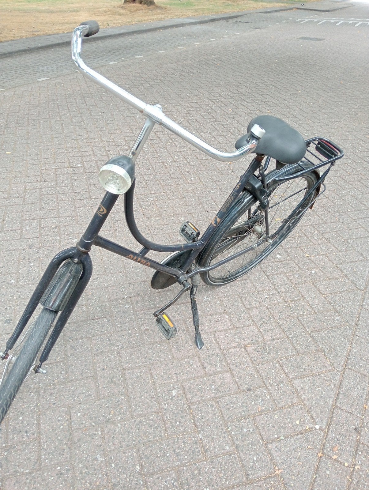 mooi Oma fiets te koop, Fietsen en Brommers, Ophalen of Verzenden
