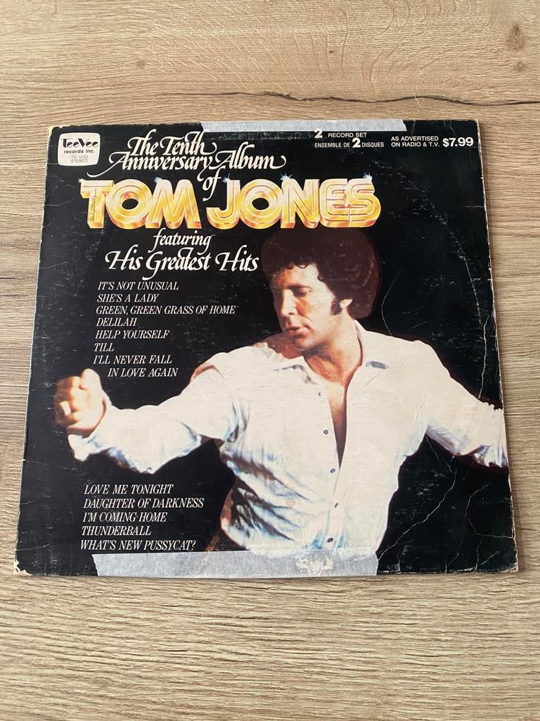 Tom Jones – The Tenth Anniversary Album (2LP), Ophalen of Verzenden, Gebruikt, 12 inch