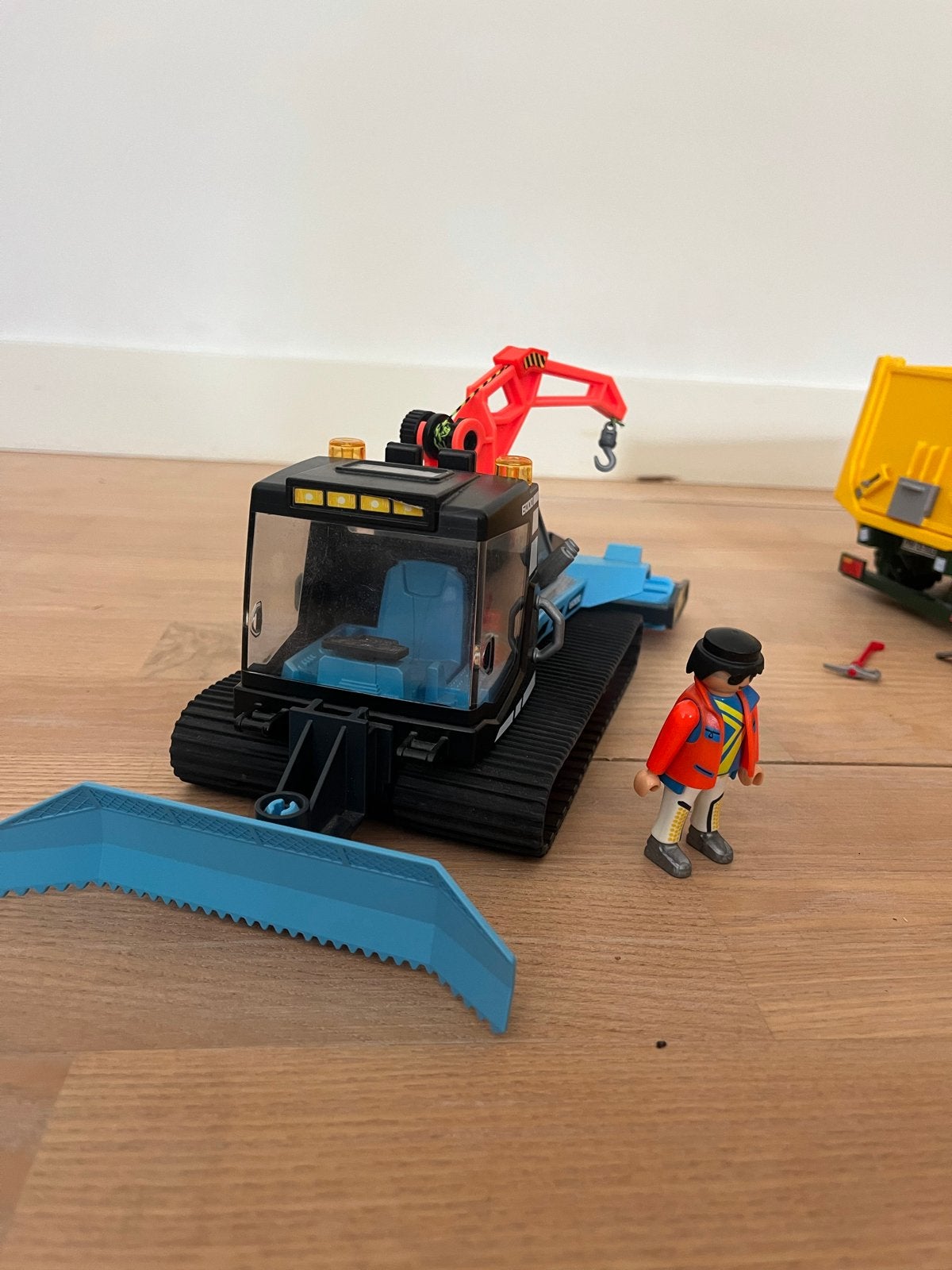Playmobil Pistenbully met kraan en sneeuwschuiver, Ophalen of Verzenden, Gebruikt