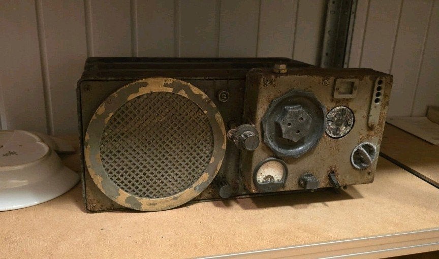 oude radio ontvanger met ww2 onderdelen, Ophalen, Overige soorten, Overige typen