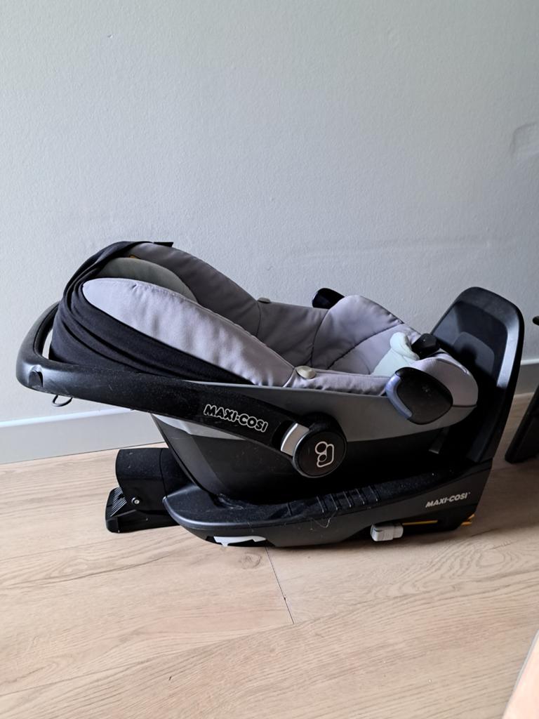 Maxi-Cosi met IsoFix plank (+poot) - Goede staat, Kinderen en Baby's, Autostoeltjes, Autogordel of Isofix, Gebruikt, Maxi-Cosi