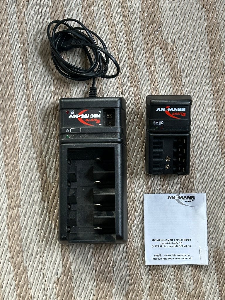 Een set van ANSMANN Basic 4 en 5 batterijladers, Ophalen of Verzenden, Gebruikt