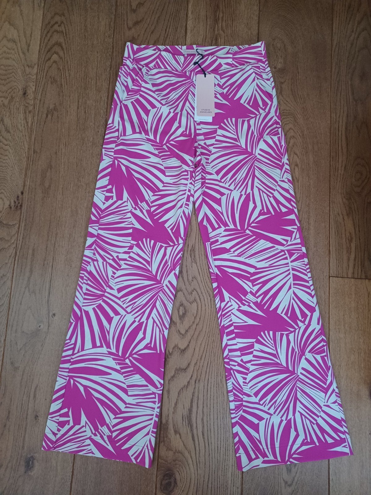 Studio Anneloes Marilon Palm Trousers - Maat M, Kleding | Dames, Broeken en Pantalons, Maat 38/40 (M), Studio Anneloes, Nieuw