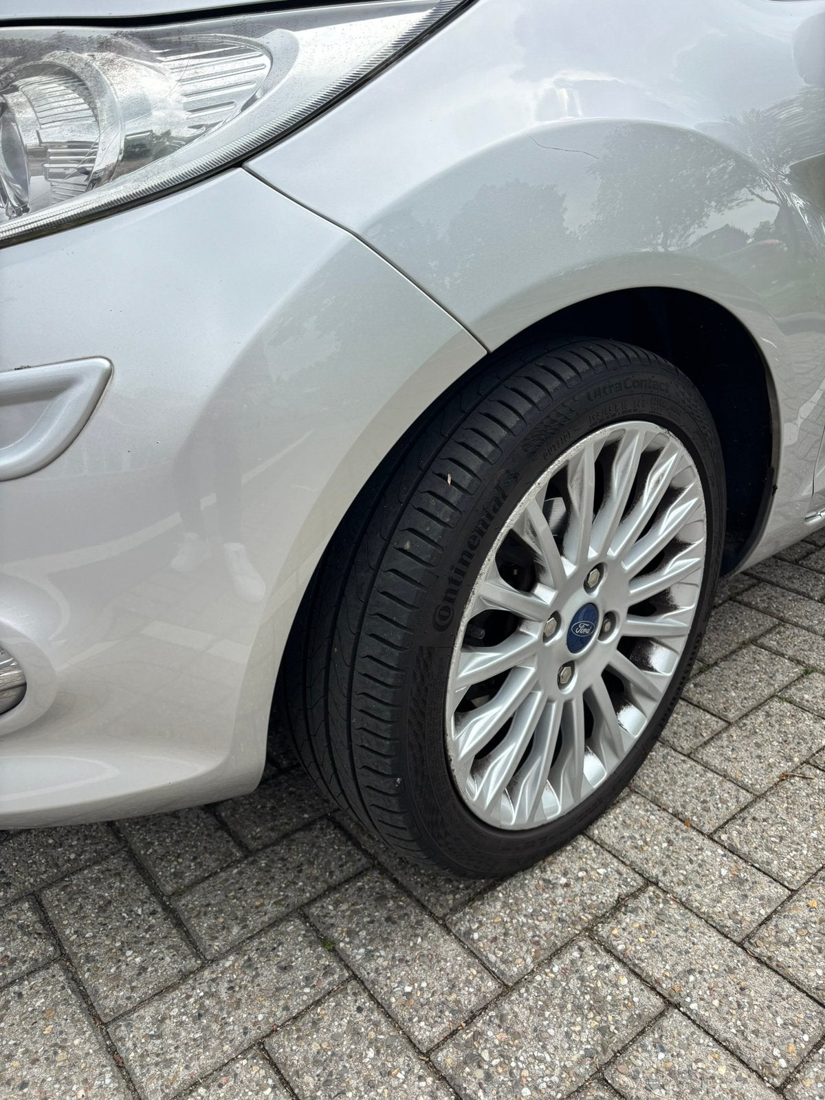 Foto 7 van Ford Fiësta 1.6 Ti-vct 88KW 5DR 2011 Grijs - APK juli 2027