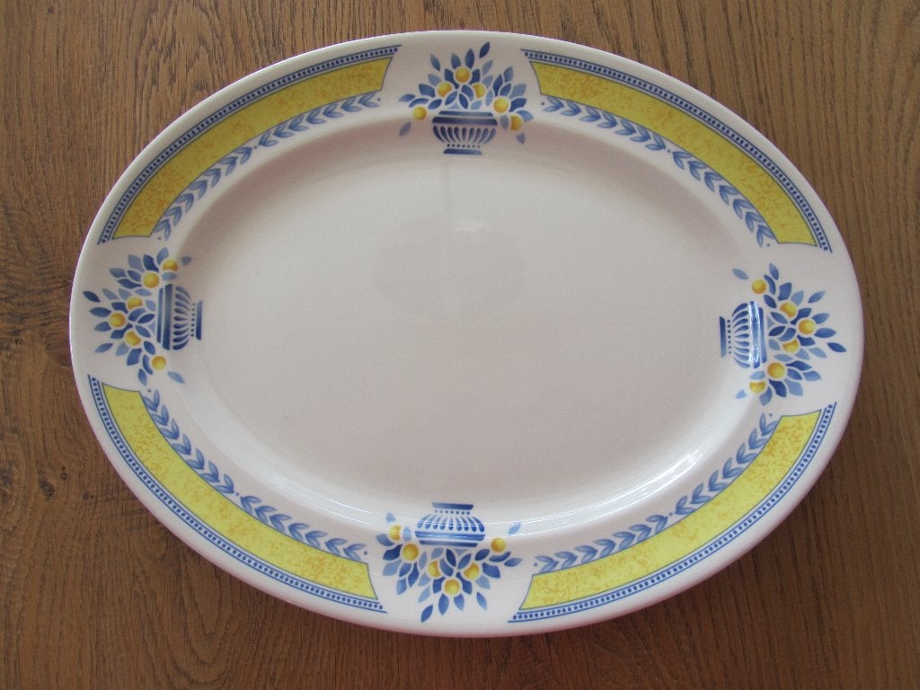 Schaal Johnson Brothers., Porselein of Keramiek, Schaal, Ophalen of Verzenden, Zo goed als nieuw