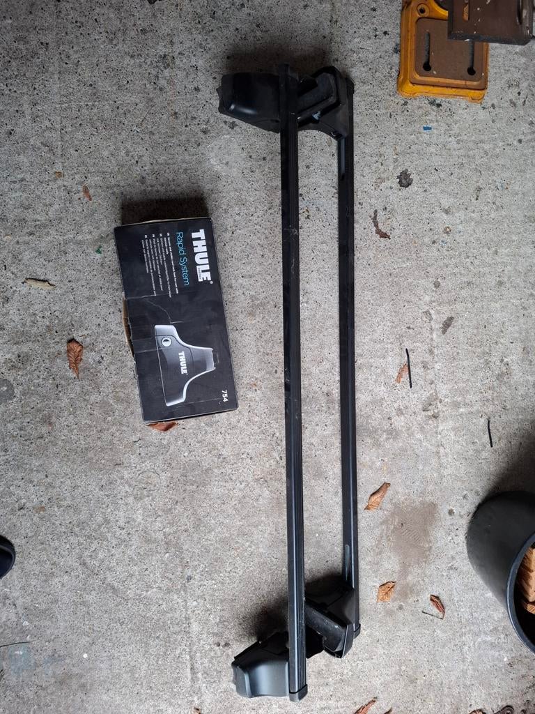 Complete set Thule 754 dakdragers., Ophalen of Verzenden, Zo goed als nieuw