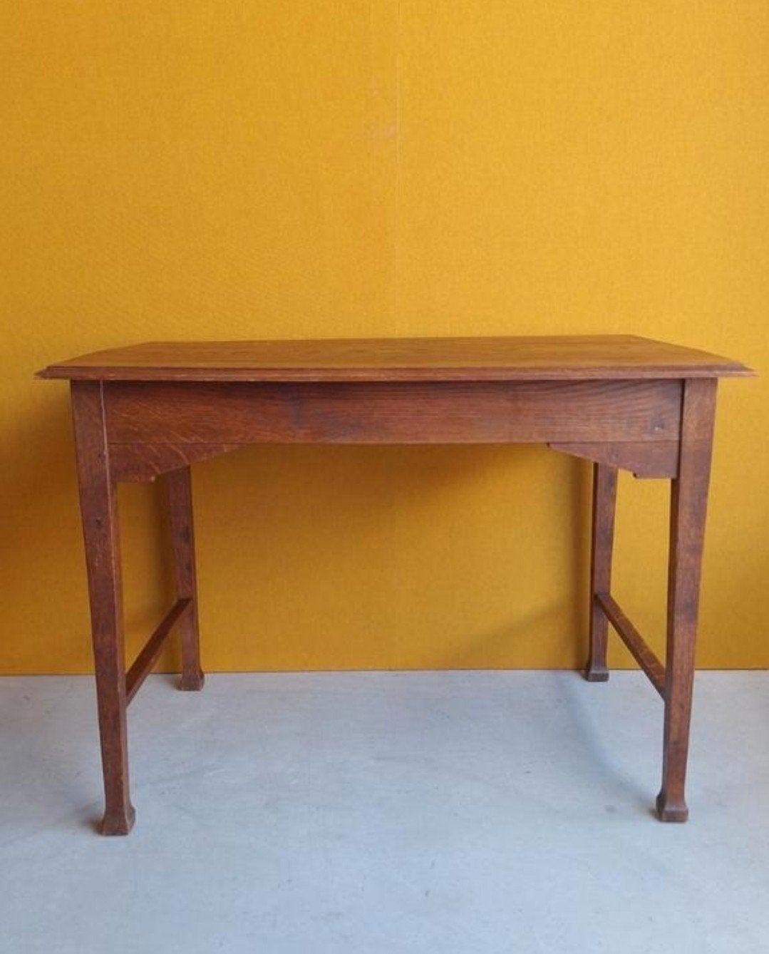 Vintage eiken tafeltje, tafel, bureau, eettafel, werkplek, Gebruikt, Hout, Ophalen of Verzenden, Nvt