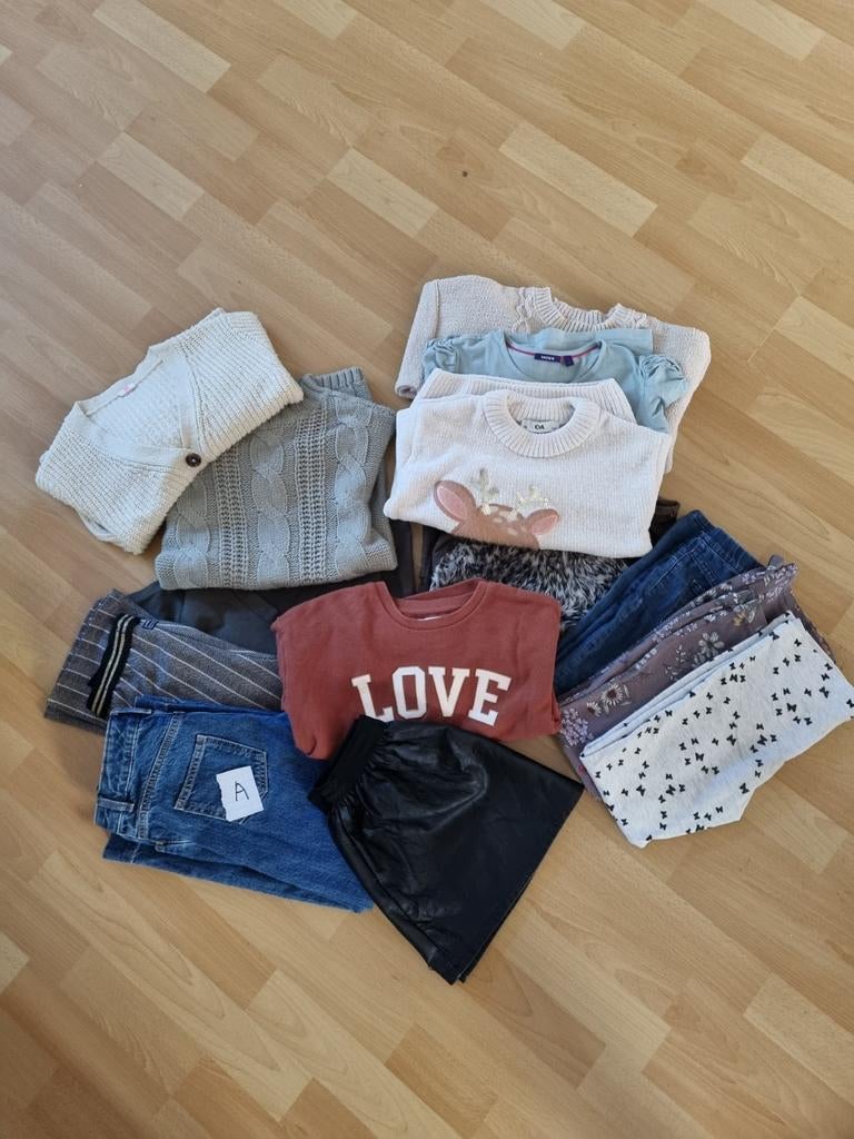 Groot kleding pakket meisje Maat 122-128, Ophalen of Verzenden, Zo goed als nieuw, Meisje, Setje