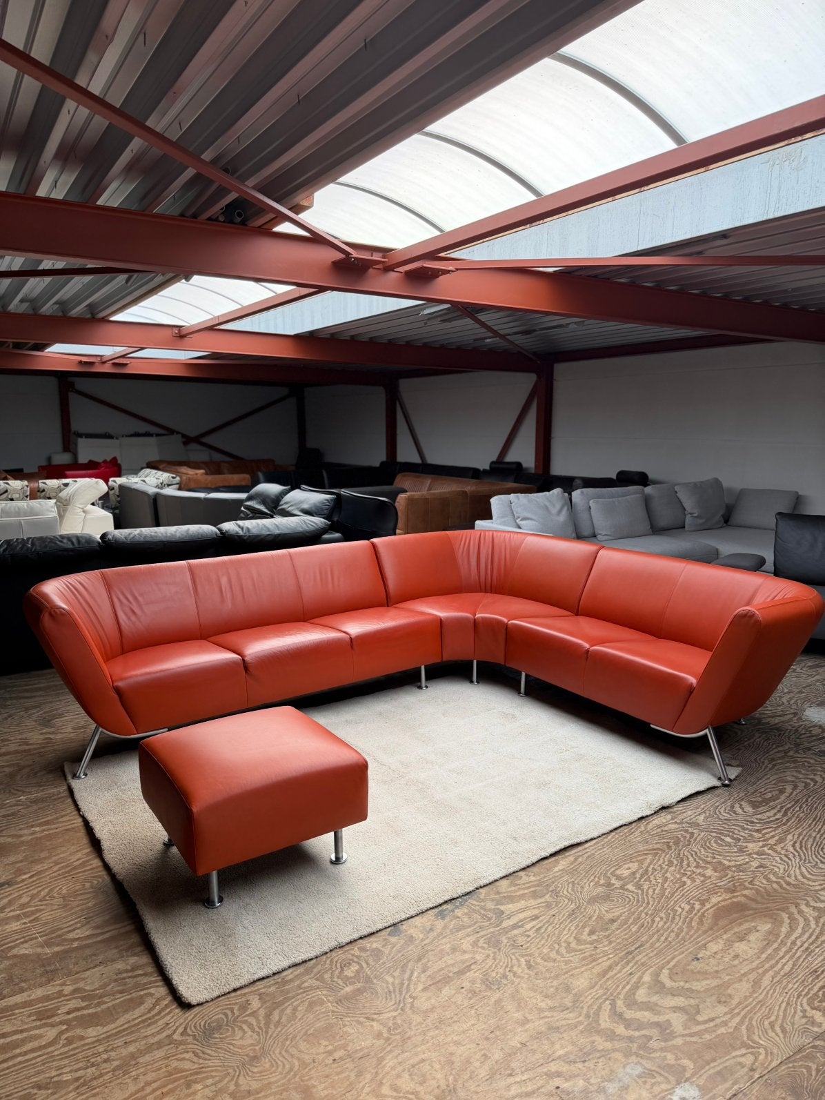 Leren hoekbank Leolux design bankstel oranje leer bank ZGAN, Huis en Inrichting, 2871SK, Design, Mariansoliak8@gmail.com, Leer