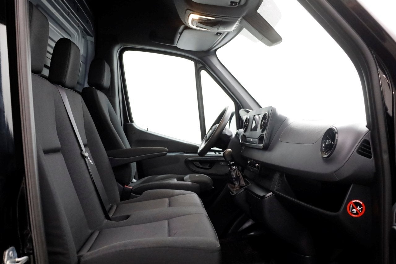 Mercedes-Benz Sprinter 314 CDI 143pk RWD L2H2 Navi/Camera/Tr, 13 km/l, Achterwielaandrijving, Gebruikt, Euro 6