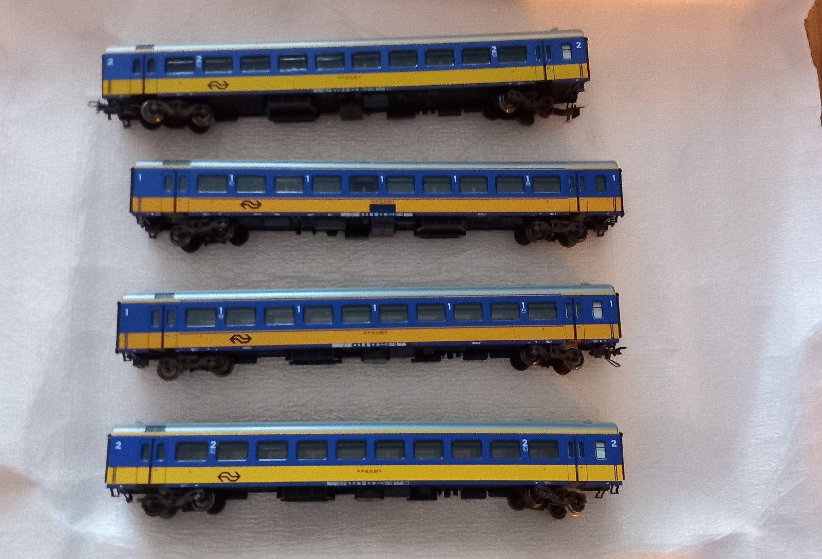 Te koop. 75 € voor 4 x marklin  ns wagons  ho, Hobby en Vrije tijd, Wisselstroom, Gebruikt, Verzenden, Wagon