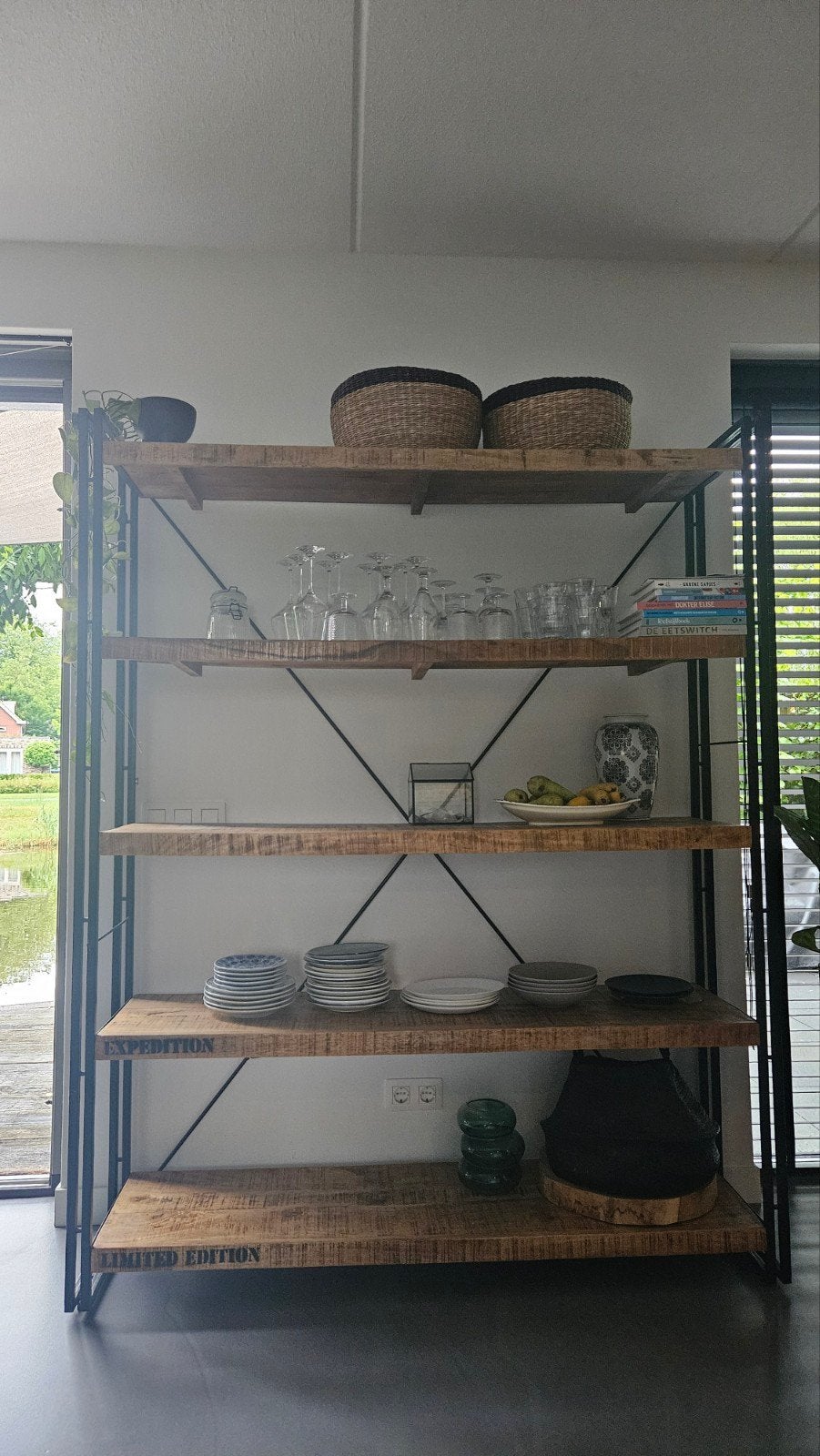 Open plankenkast, Ophalen, Zo goed als nieuw, 25 tot 50 cm, 50 tot 100 cm