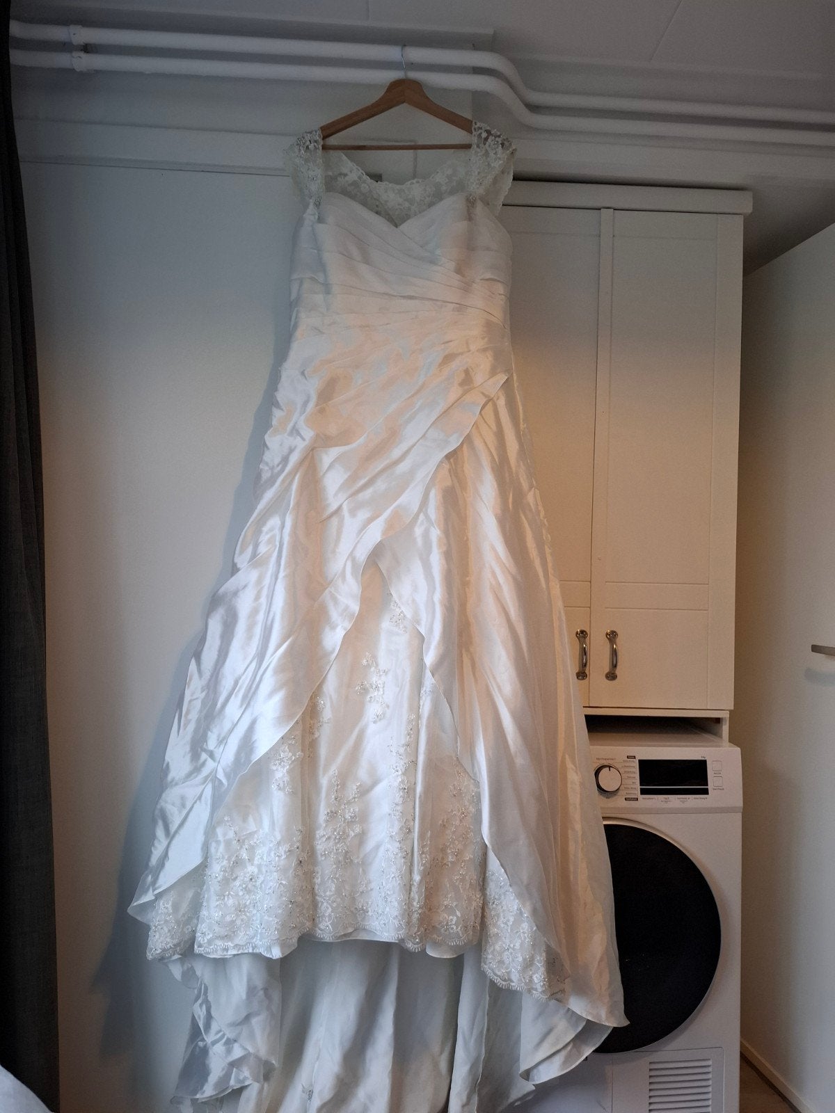 Sincerity Trouwjurk Maat 46/48, Kleding | Dames, Trouwkleding en Trouwaccessoires, Ophalen, Trouwjurk, Sincerity, Wit