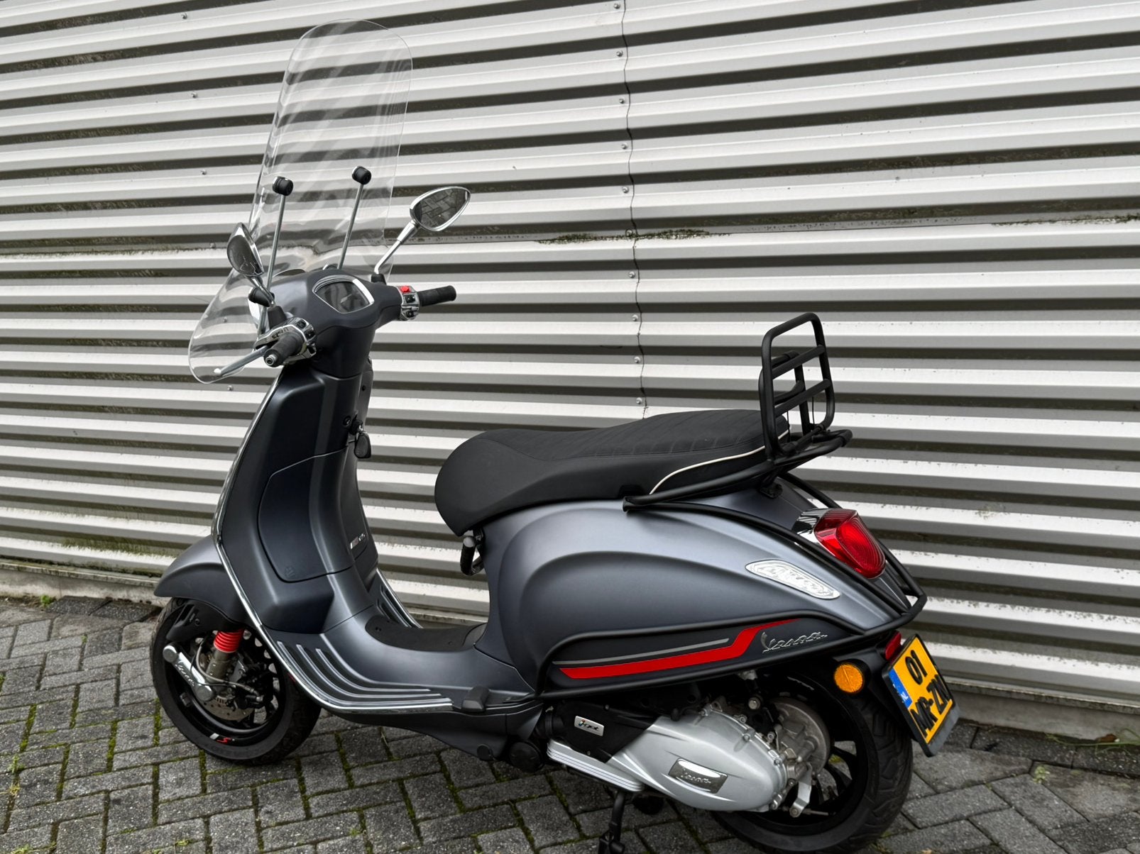 Vespa Sprint 125 Motorscooter (Mat grijs) 2023 Veel extra’s, Ophalen, Gebruikt, Overige modellen, 125 cc