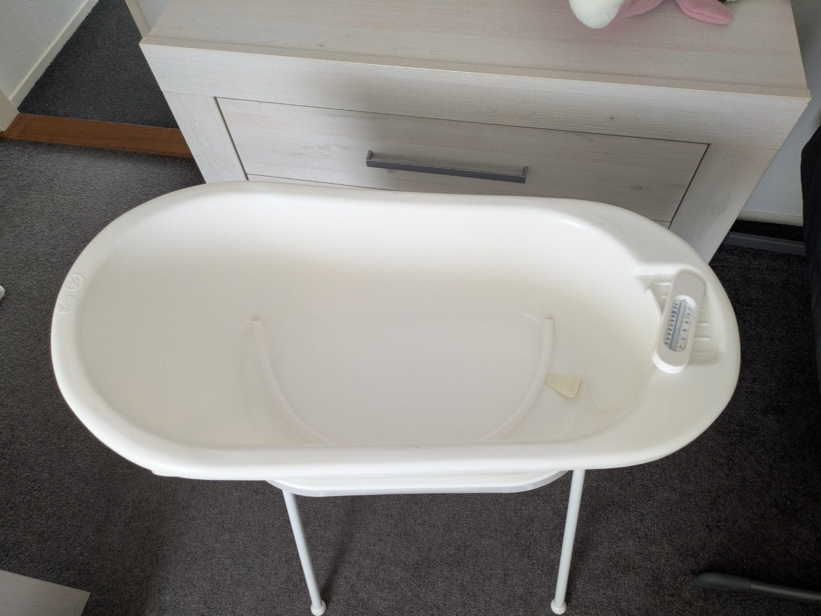 Babybadje met standaard, Kinderen en Baby's, Badjes en Verzorging, Ophalen, Zo goed als nieuw, Badje, Bébé-jou