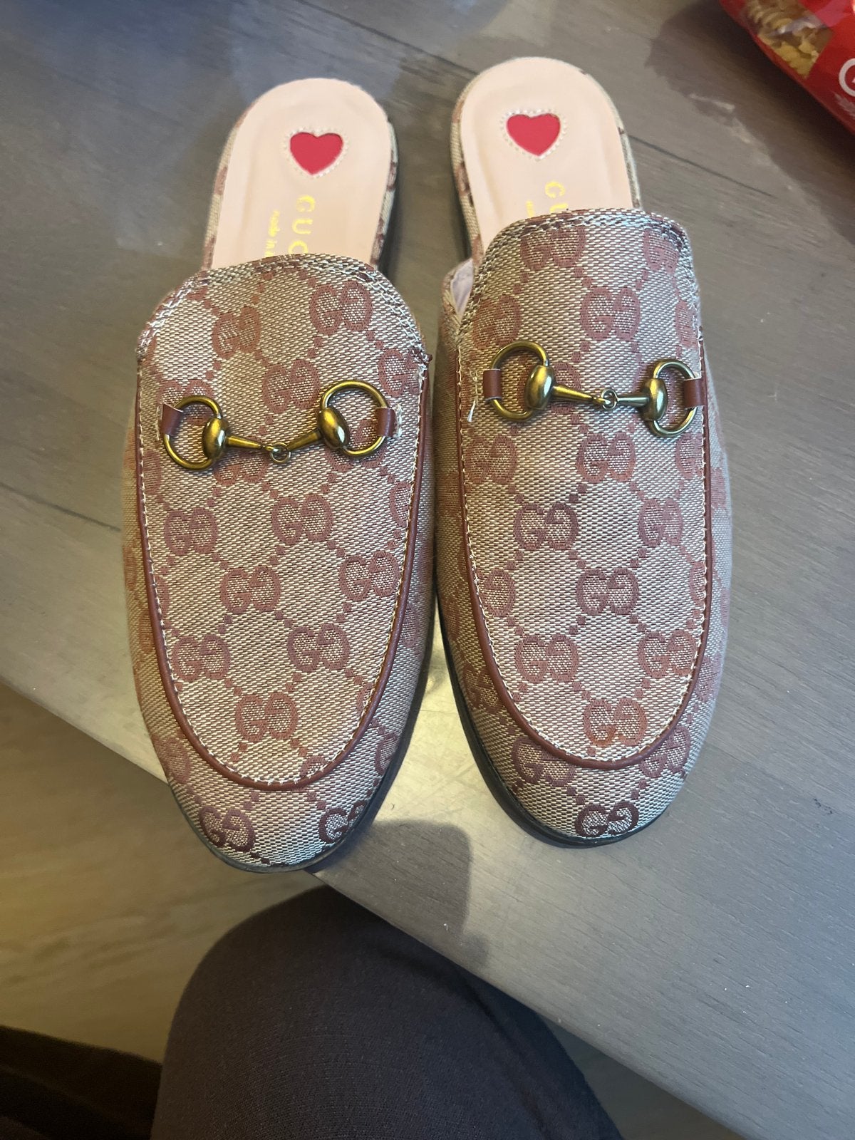 Gucci Instappers Dames Nieuw, Kleding | Dames, Ophalen of Verzenden, Zo goed als nieuw, Bruin, Instappers