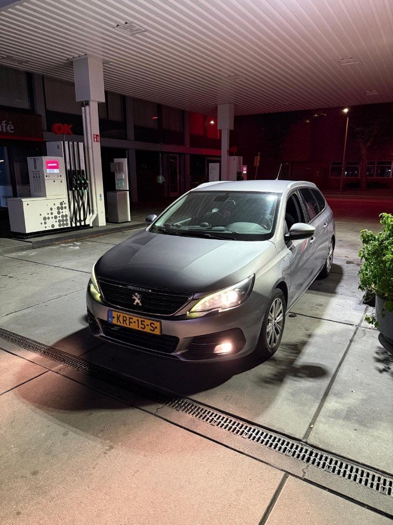 Peugoet 308 SW 1.6 HDi BJ 2019 185098kms CLIMA EURO-6, Voorwielaandrijving, Dealer onderhouden, Stof, 4 cilinders
