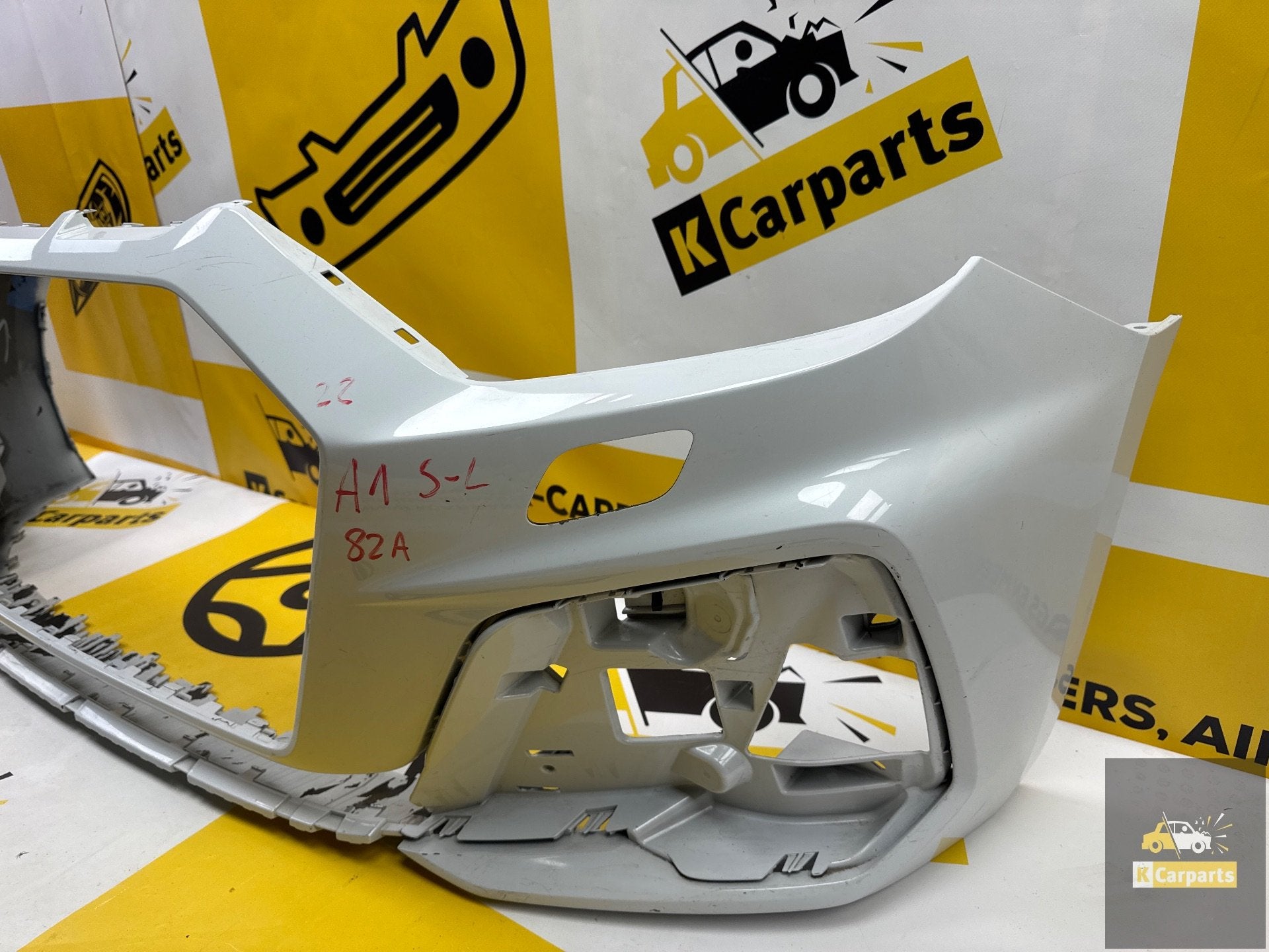 Audi A1 82A s line voorbumper Origineel 82A807437F, Gebruikt, Voor, AUDI AG, Auto-Union-Strasse 1
85045  Ingolstadt, DE