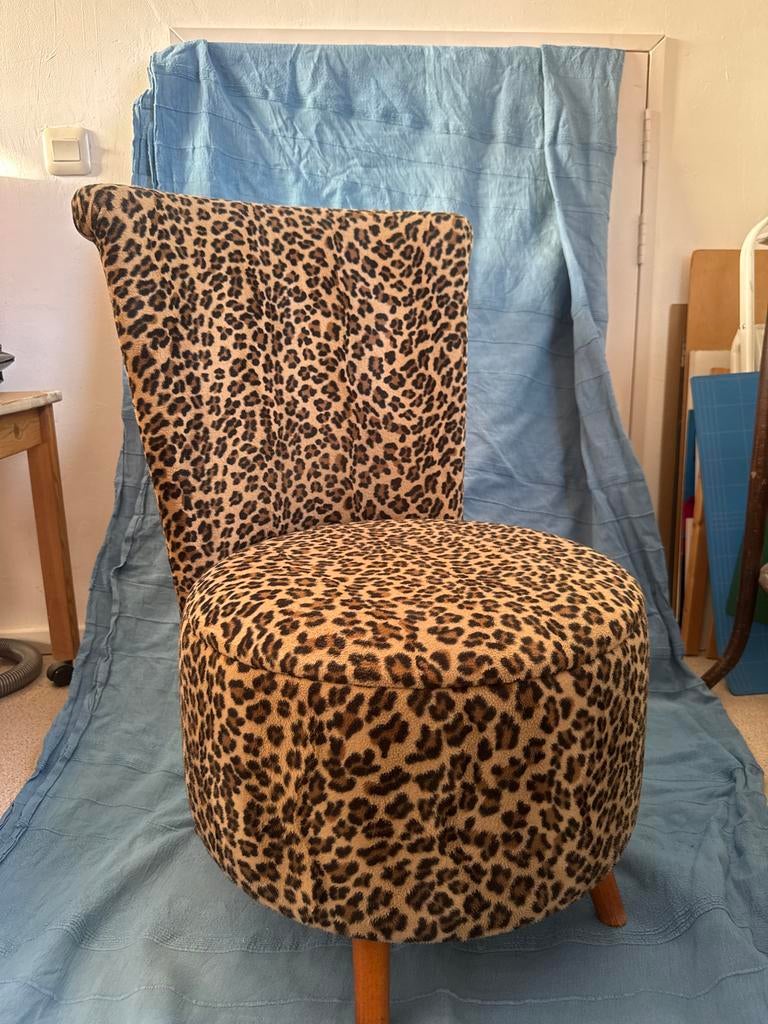 Luipaard print stoeltje met opbergvak, Huis en Inrichting, Stoelen, Ophalen, Gebruikt, Overige kleuren, Eén