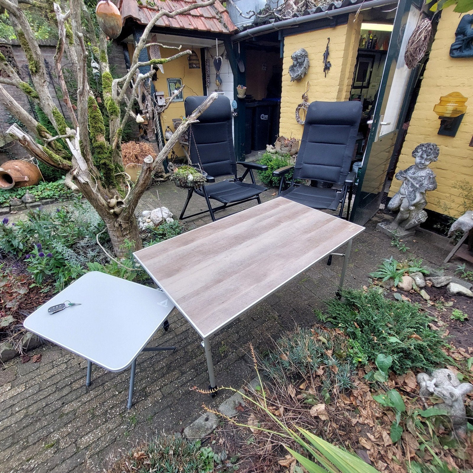 te koop twee campeerstoelem en twee tafels, Tuin en Terras, Ophalen, Zo goed als nieuw