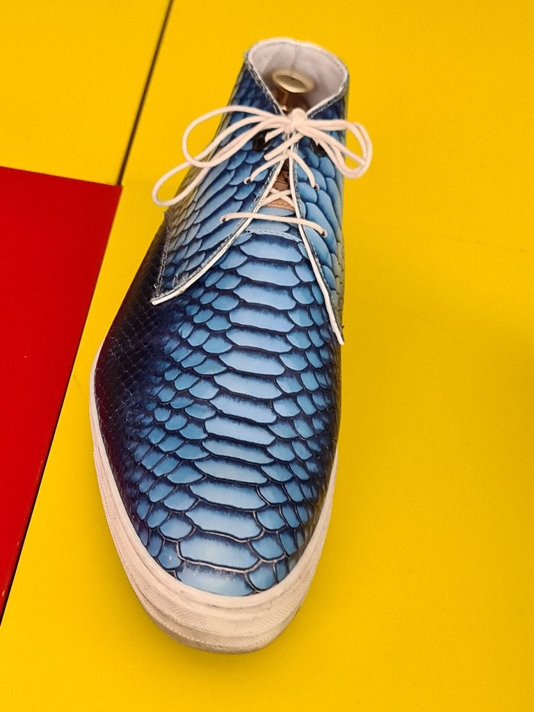 Floris Van Bommel half hoog schoenen met blauwe kleur 8/5, Kleding | Heren, Schoenen, Floris van Bommel, Zo goed als nieuw, Veterschoenen