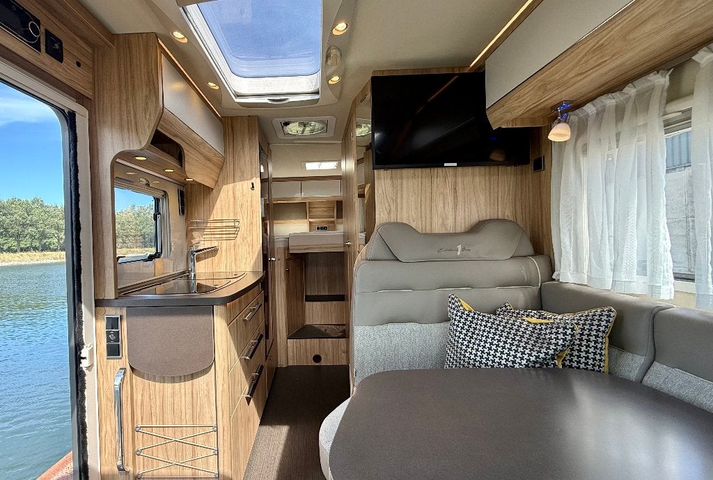 Foto 7 van Hymer ML-T 580 Mercedes Sprinter automaat met enkele bedden