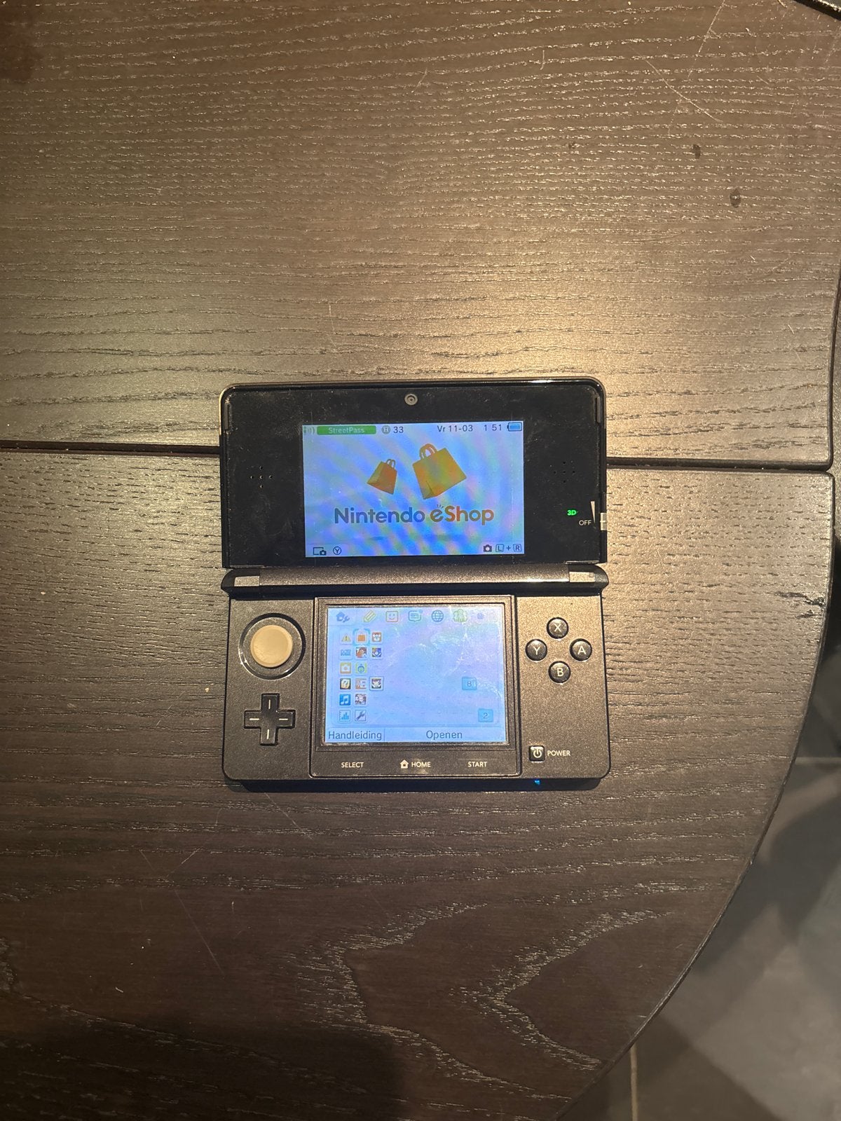 Nintendo 3DS met beschermhoes, Spelcomputers en Games, Spelcomputers | Nintendo 2DS en 3DS, Gebruikt, Zwart, Ophalen of Verzenden