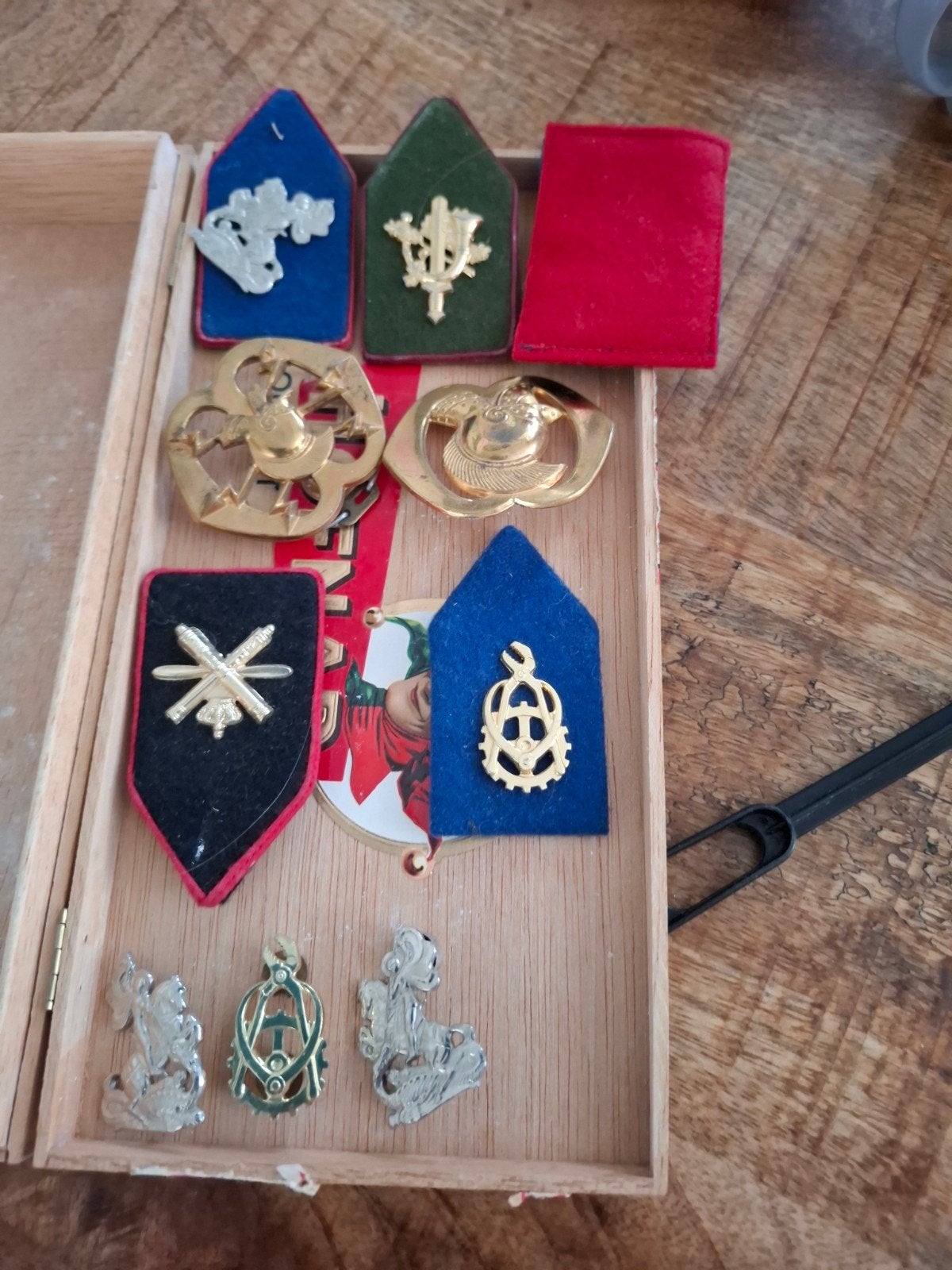 emblemen, Verzamelen, Ophalen of Verzenden, Landmacht, Nederland, Embleem of Badge