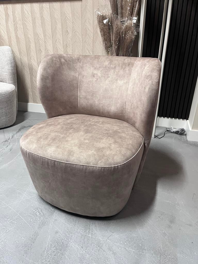 Fauteuil Rody - stof: Adore 03 - onderstel: op pootjes, Huis en Inrichting, Fauteuils, Ophalen, 75 tot 100 cm, Zo goed als nieuw