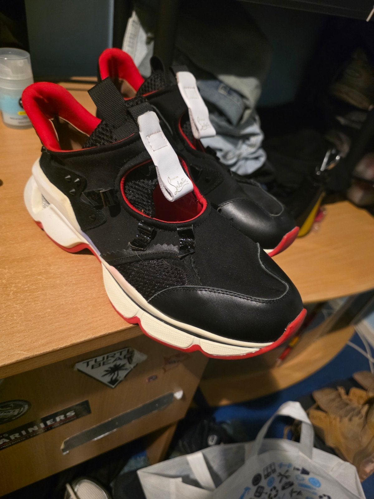 Christian Louboutin Sneakers Zwart/Rood, Christian Louboutin, Zwart, Ophalen of Verzenden, Sneakers of Gympen
