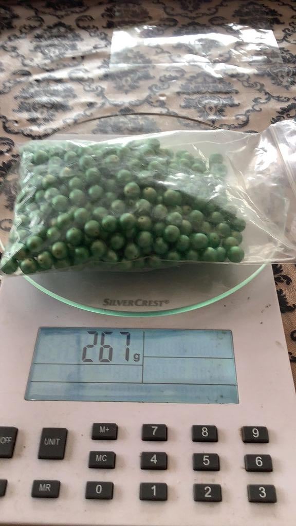 267 gr glaskralen voor 3.25, Ophalen of Verzenden, Zo goed als nieuw