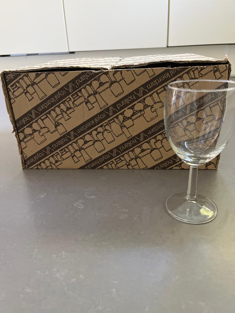 12  grote wijnglazen Royal Leerdam, Ophalen, Glas, Nieuw, Wit