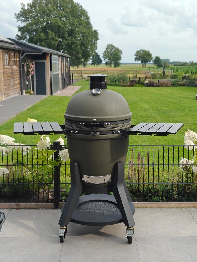 EXPLODE BBQ – Kamado Pro Large 21.5″ – Urban Olive, Met accessoires, Nieuw, De poel 4 - 0004, Ophalen of Verzenden