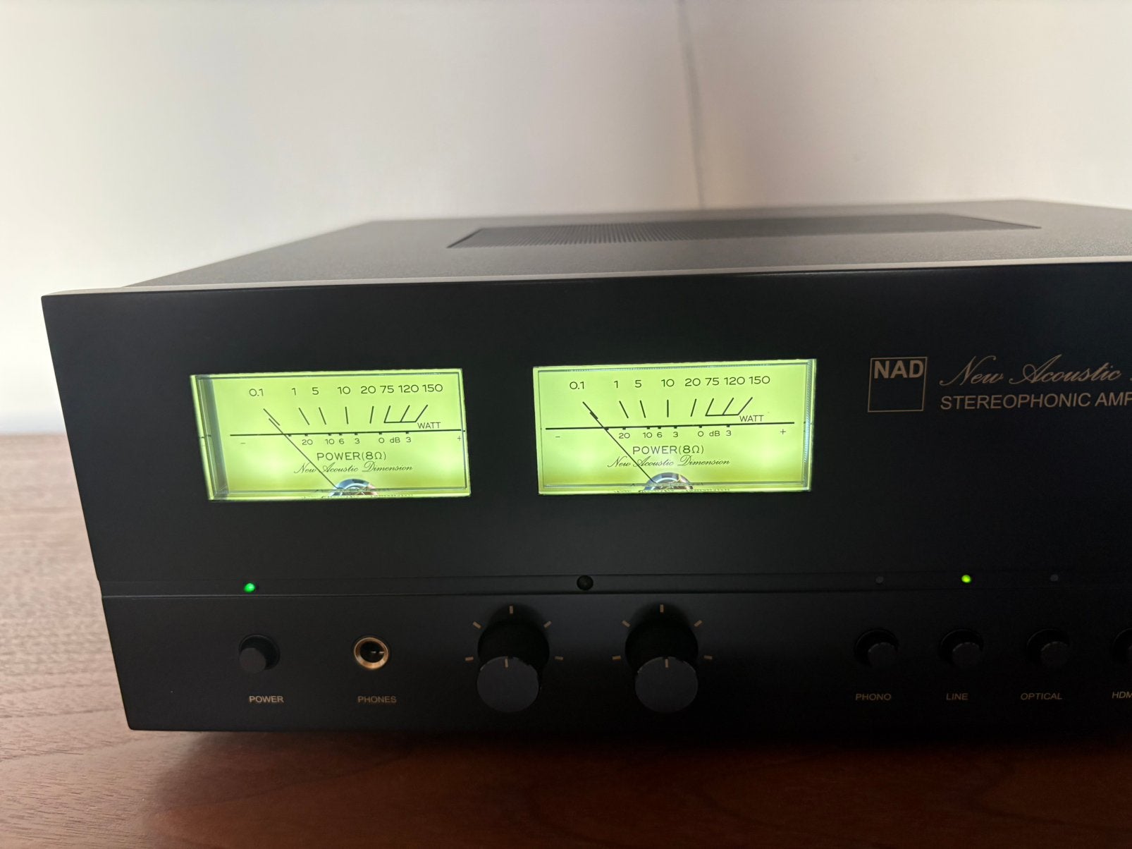 NAD C 3030 — in goede staat, met garantie 4 maanden oud, Audio, Tv en Foto, Versterkers en Receivers, Zo goed als nieuw, Ophalen