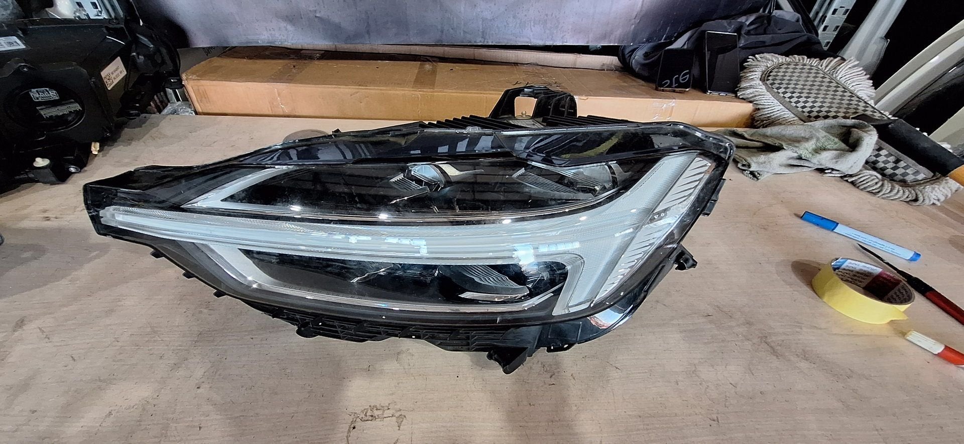 Volvo XC60 vol led koplamp, Gebruikt, -, -, Ophalen of Verzenden
